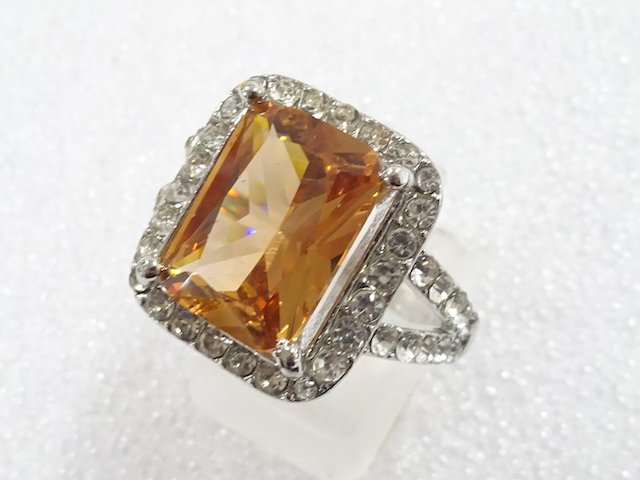 色石　指輪(19号)